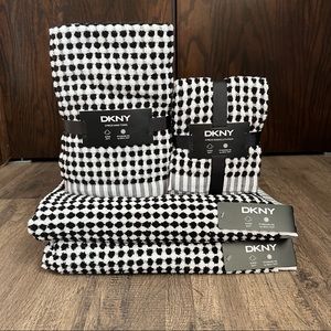 8 Pc. DKNY White Black Squares Dots Stripes Bath Towel Set ~ Dotted Gingham